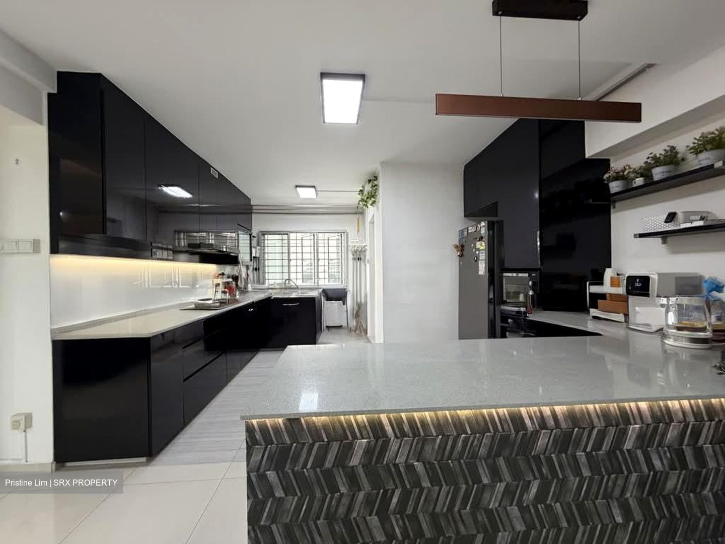 Blk 752 Jurong West Street 74 (Jurong West), HDB Executive #563084971